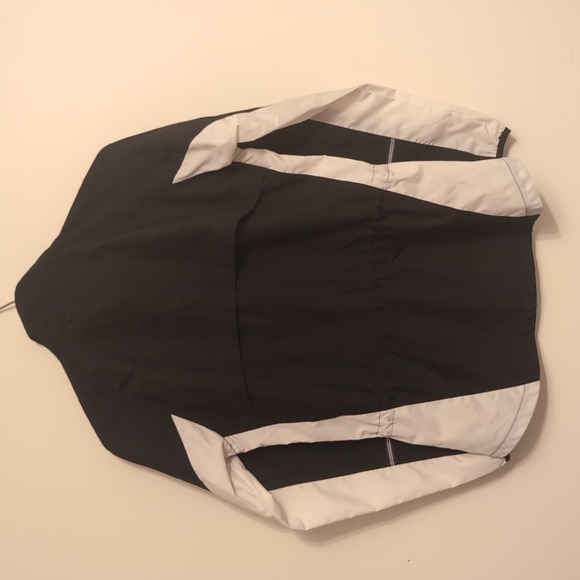 New balance running jacket - Picture 7 of 7